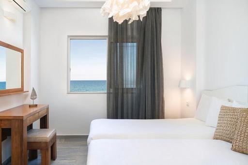 Tropicana Beach Resort スタロス エクステリア 写真