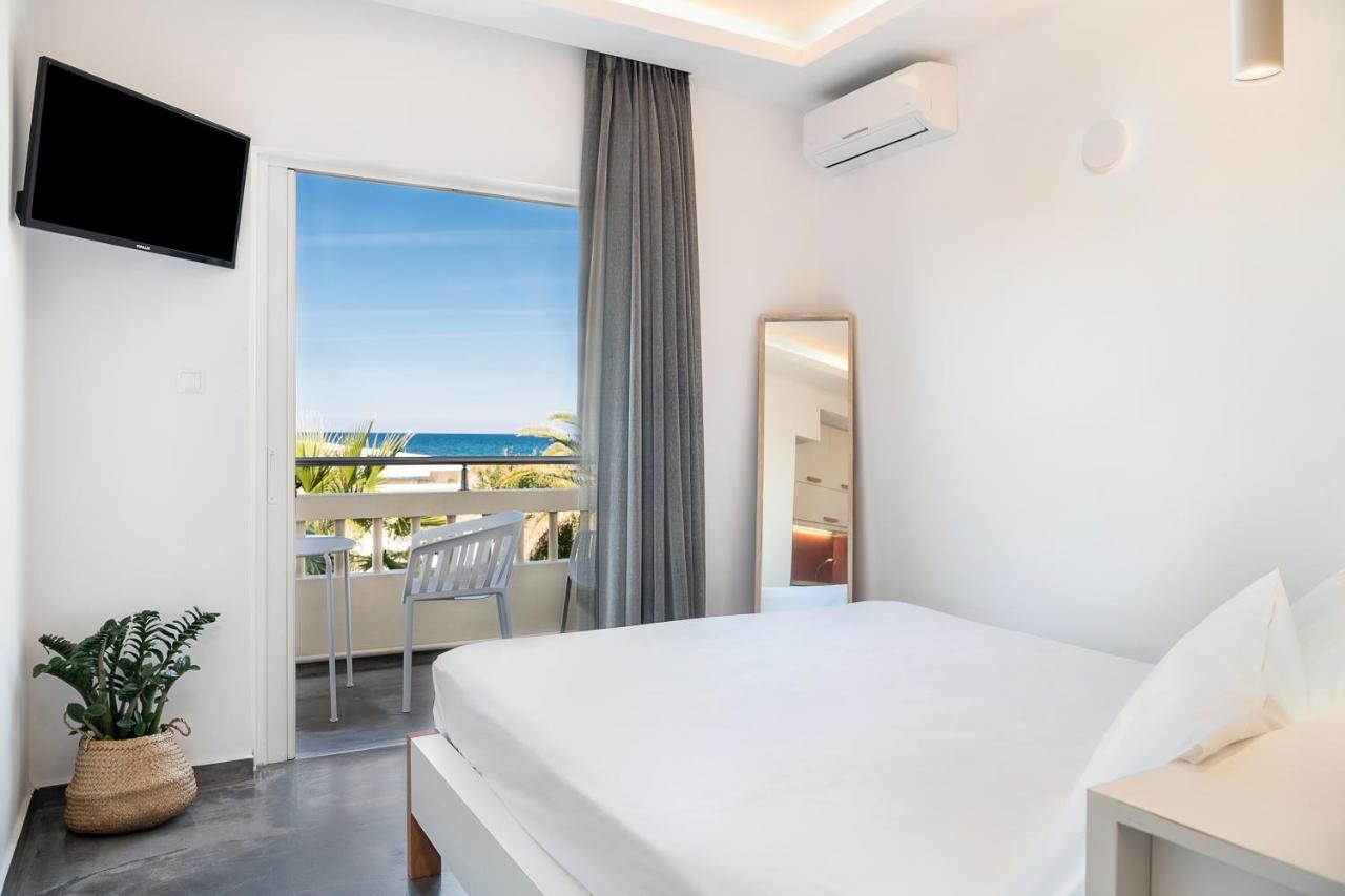 Tropicana Beach Resort スタロス エクステリア 写真