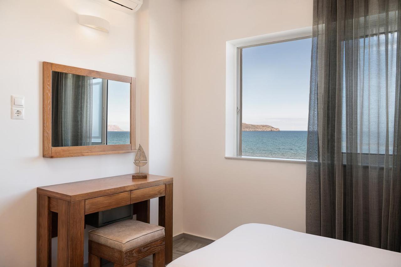 Tropicana Beach Resort スタロス エクステリア 写真